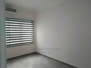 3bdrm House in Bronko Housing, Lake Side Estate for Rent