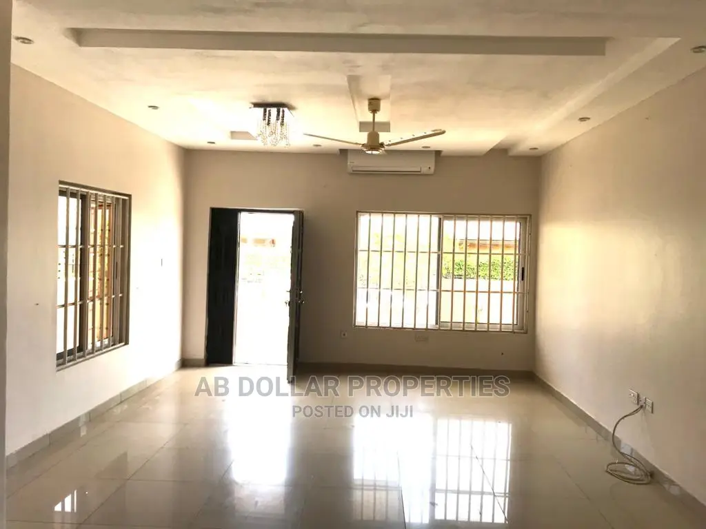 3bdrm House in Spintex for rent