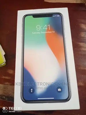 New Apple iPhone X 64 GB Silver