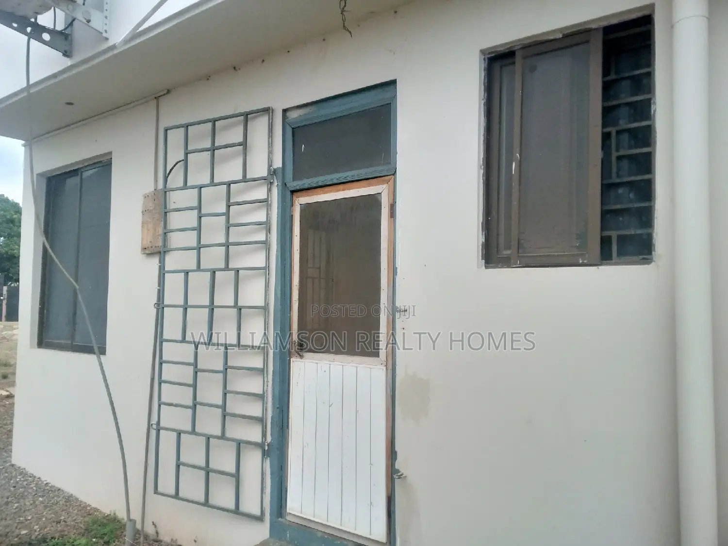 1bdrm Apartment in Hfc Estate, Spintex for rent