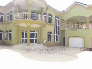 7bdrm House in East Legon for sale