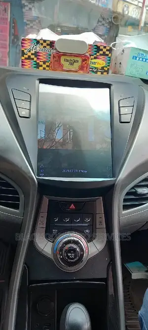 Hyundai Elantra Tesla 2012-16 Long Screen Android Car System