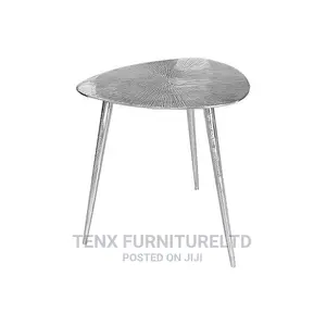 Accent Table With Sinuous (Antique)
