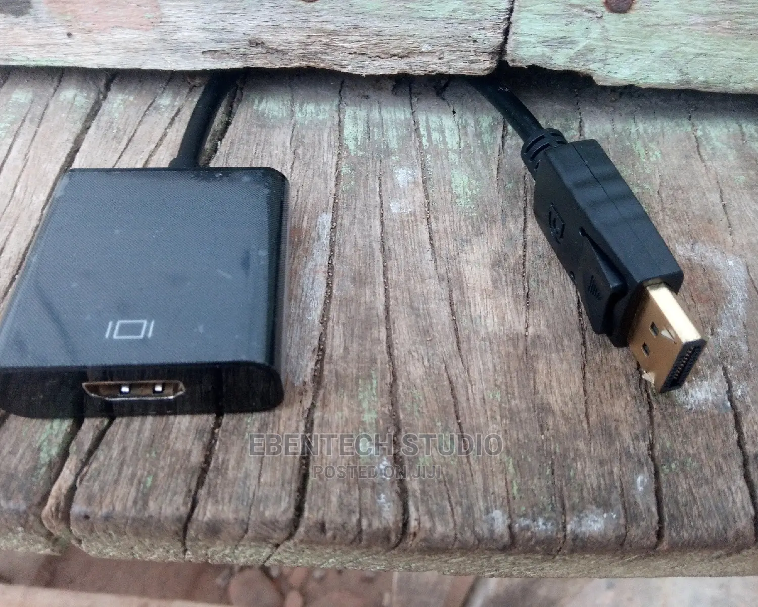 Display Port (DP) to HDMI Adapter