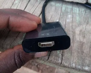 Display Port (DP) to HDMI Adapter