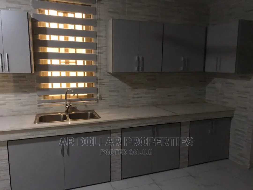 4bdrm House in Spintex for Rent