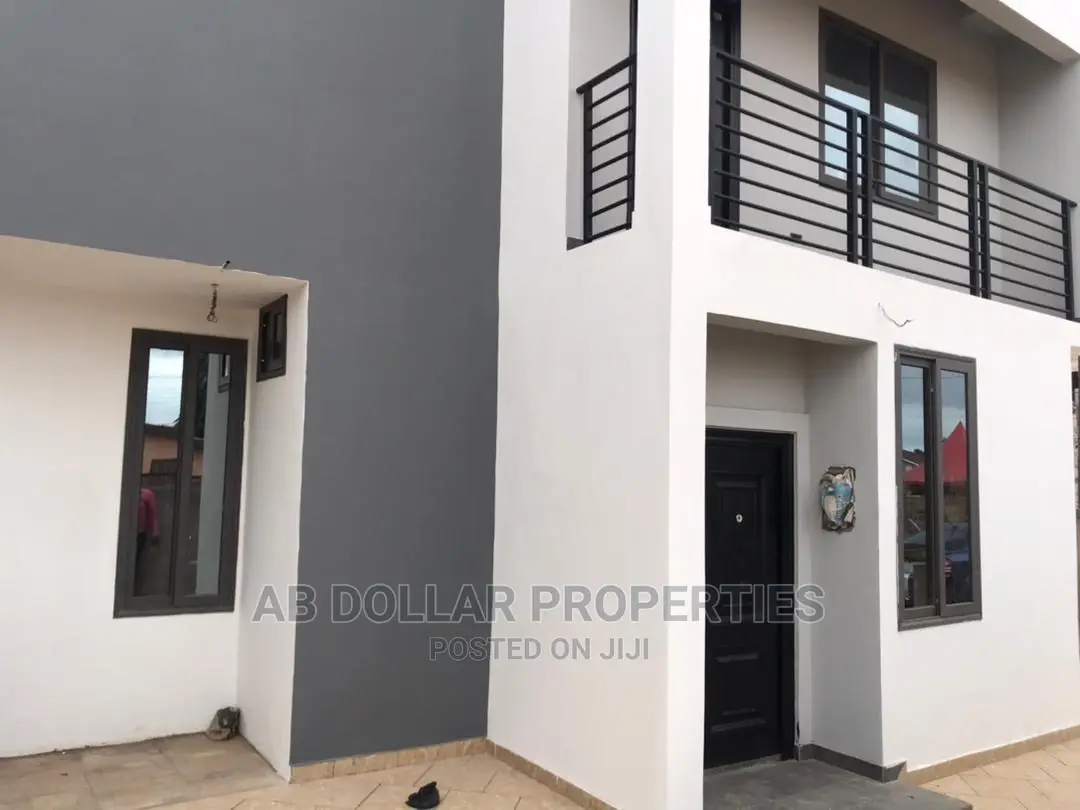 3bdrm House in Spintex for sale