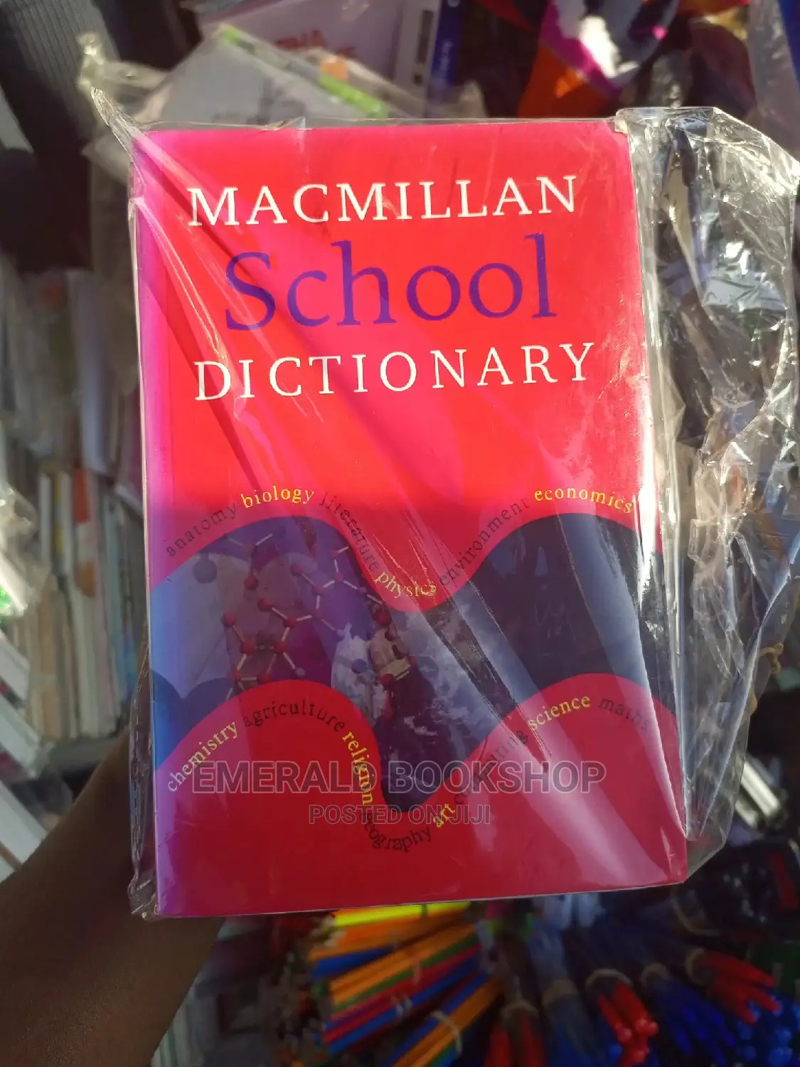 Macmillan School Dictionary