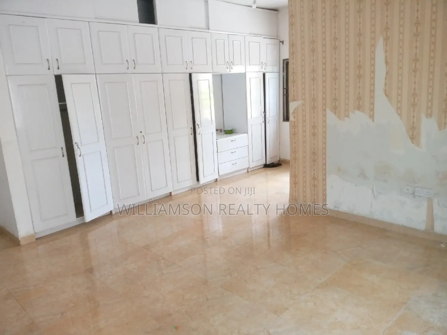 6bdrm House in Devtraco Estate, Spintex for rent