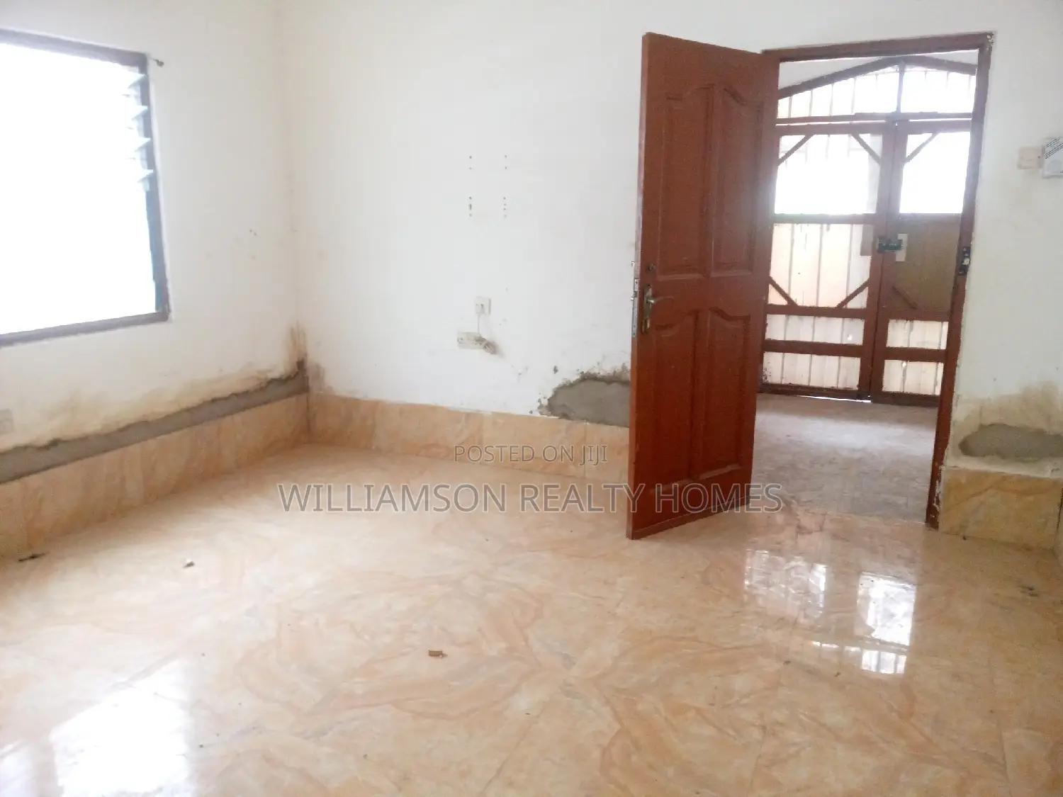 1bdrm Apartment in Community 18, Spintex for rent