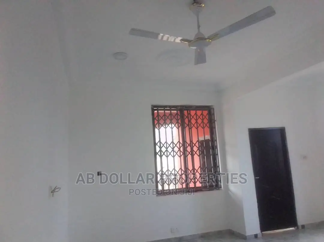 3bdrm House in Spintex for rent