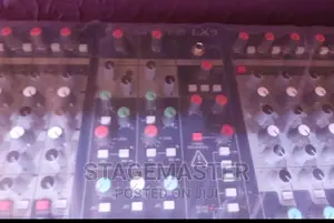 Sound Craft Mixer 24 ( Lx 9 )