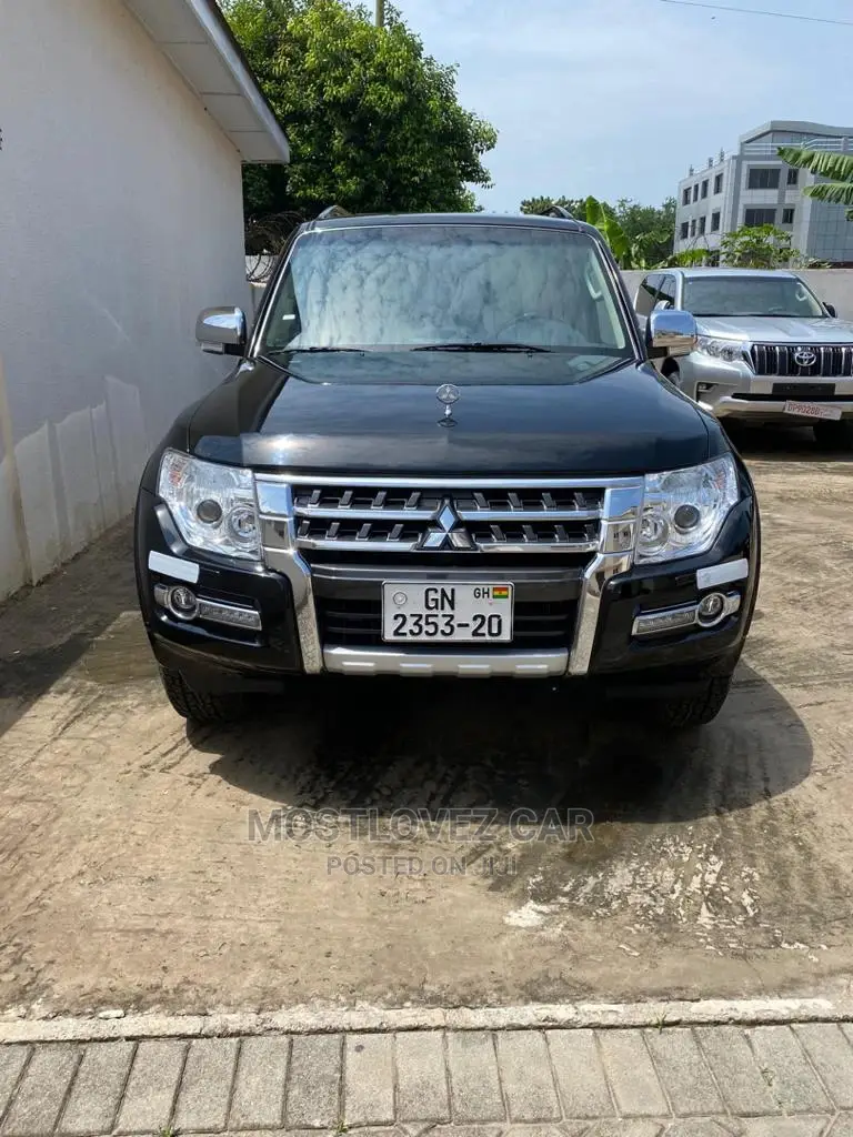 Rent a Vehicles. Prado and Pajero for Rent. Landcruisers V8