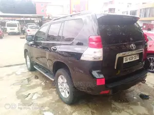 Rent a Vehicles. Prado and Pajero for Rent. Landcruisers V8