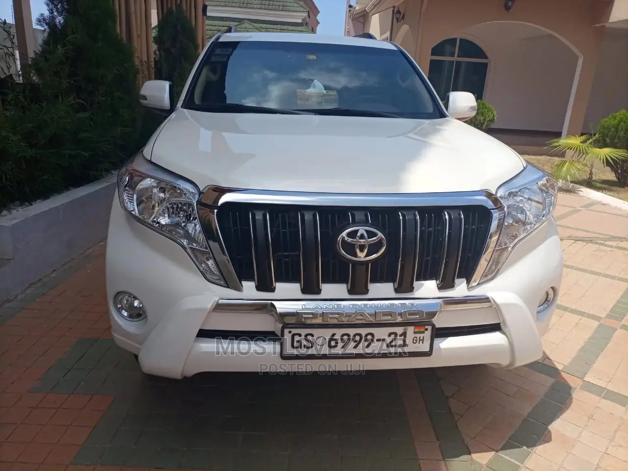 Rent a Vehicles. Prado and Pajero for Rent. Landcruisers V8