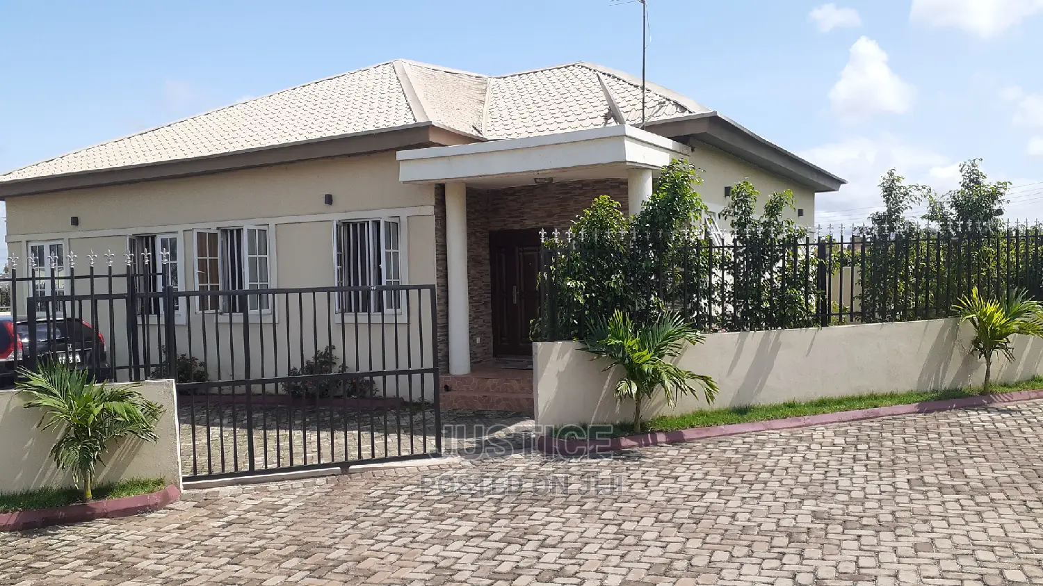 3bdrm House in Dome Pillar 2 for sale