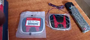 LED CROWN/EMBLEM for All Cars Available Toyota/Honda/Benz