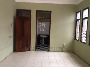 4bdrm House in Spintex for rent