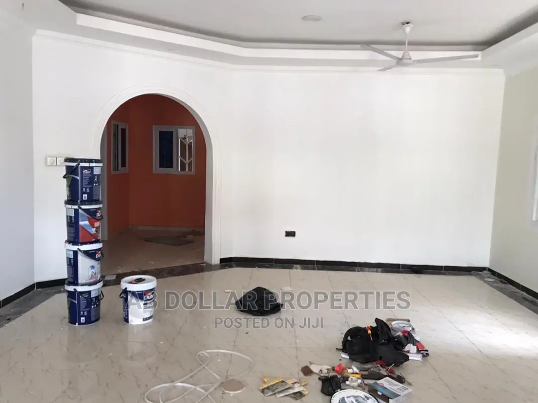3bdrm House in Spintex for rent