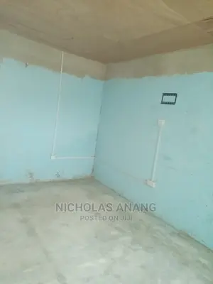 1bdrm House in New Town for rent
