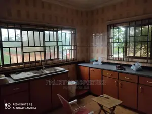 5bdrm House in Atasomanso, Kumasi Metropolitan for Rent