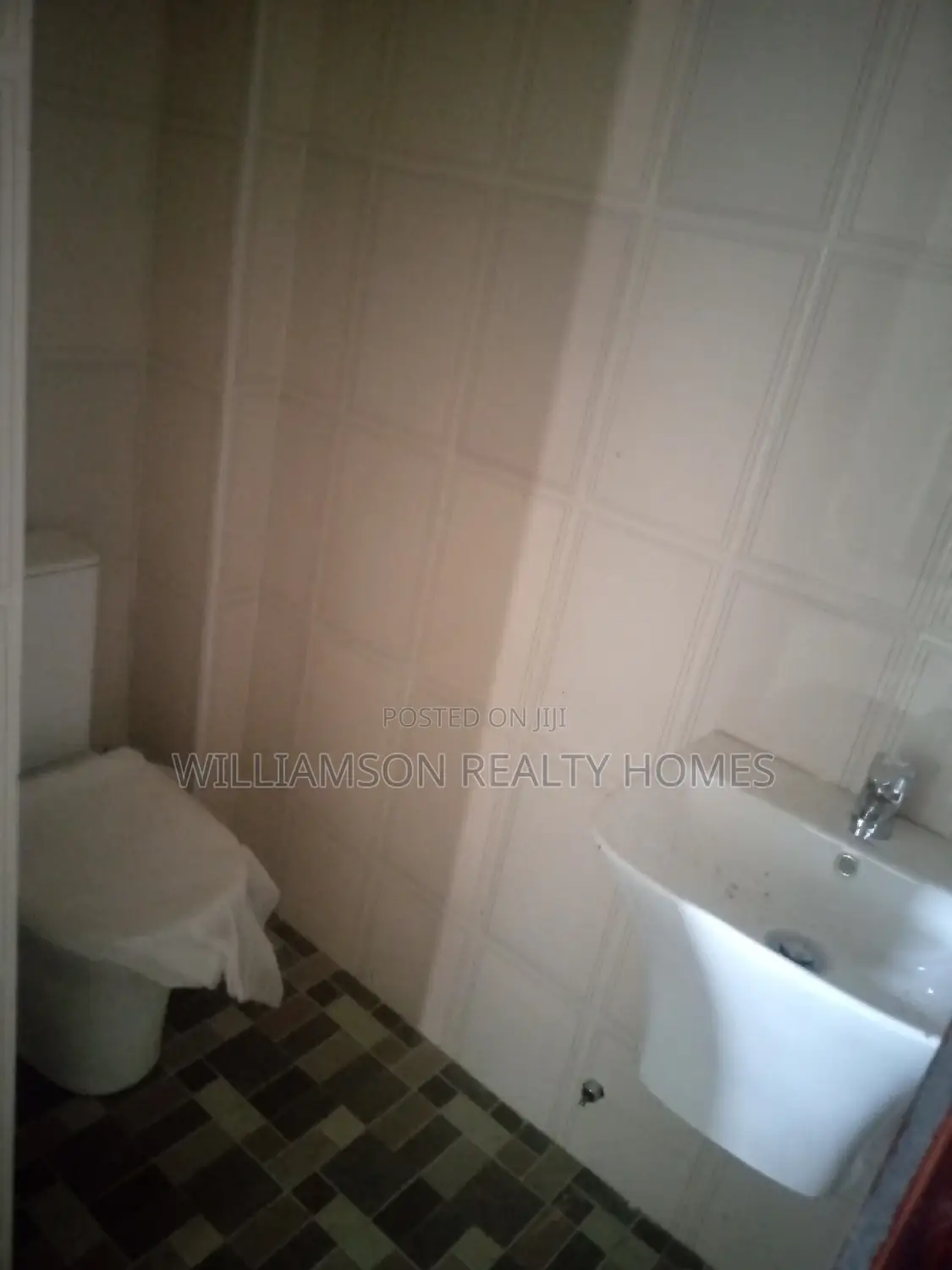1bdrm Apartment in Tempo Estate, Spintex for rent