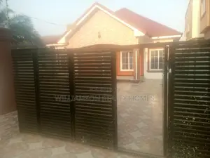 3bdrm House in Tempo Estate, Spintex for rent