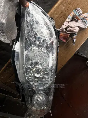 Toyota Corolla 2009/10 Headlight Pair.