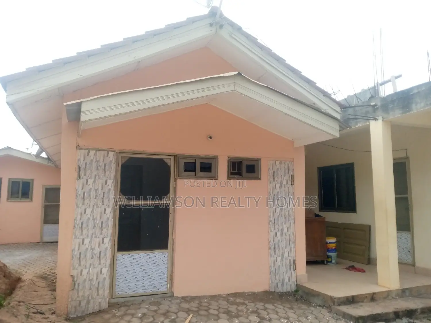 1bdrm Apartment in Kotobabi, Ecobank, Spintex for rent