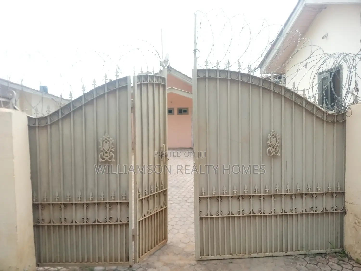1bdrm Apartment in Kotobabi, Ecobank, Spintex for rent