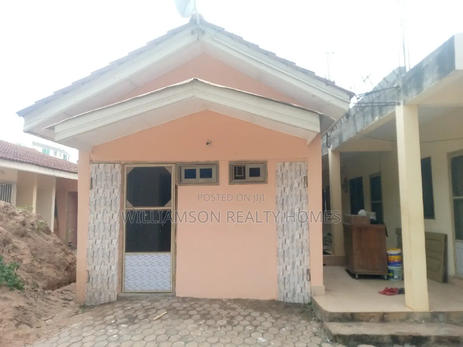 1bdrm Apartment in Kotobabi, Ecobank, Spintex for rent