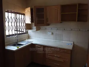 3bdrm House in Bronko Housing, Spintex for rent