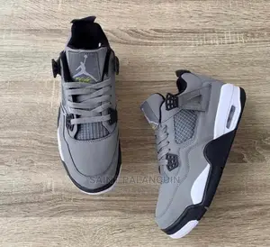 Nike Jordan 4