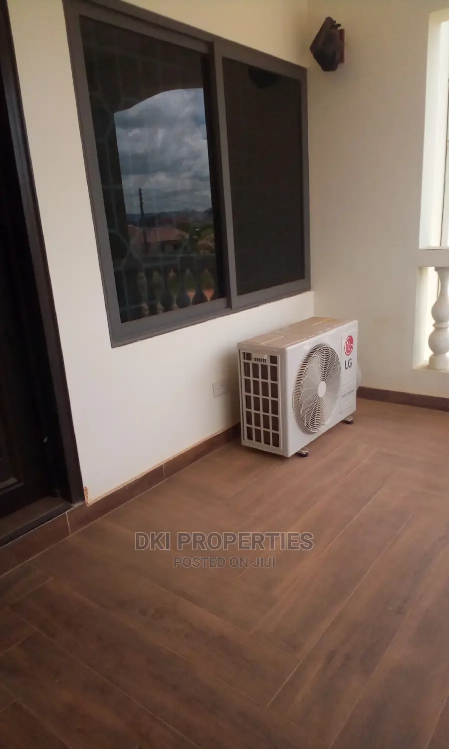 2bdrm Apartment in Oyibi, Valley View Area for rent