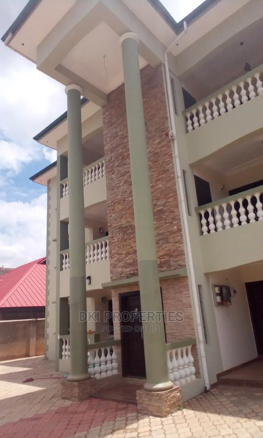 2bdrm Apartment in Oyibi, Valley View Area for rent
