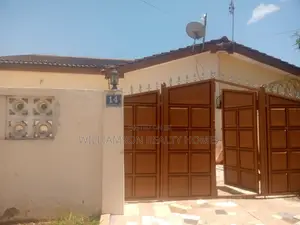 1bdrm Apartment in Community 20 Estate, Spintex for rent