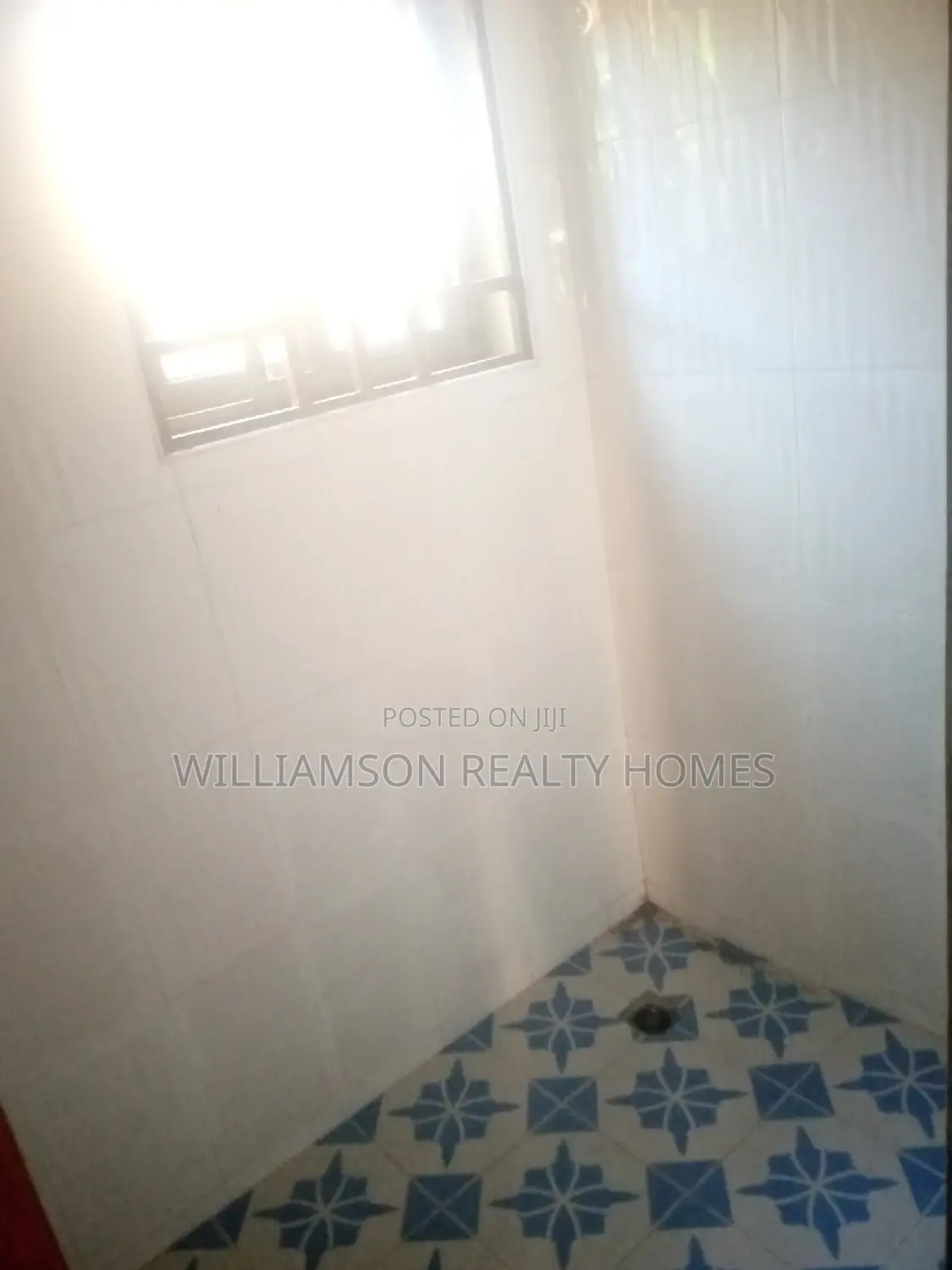 1bdrm Apartment in Community 20 Estate, Spintex for rent