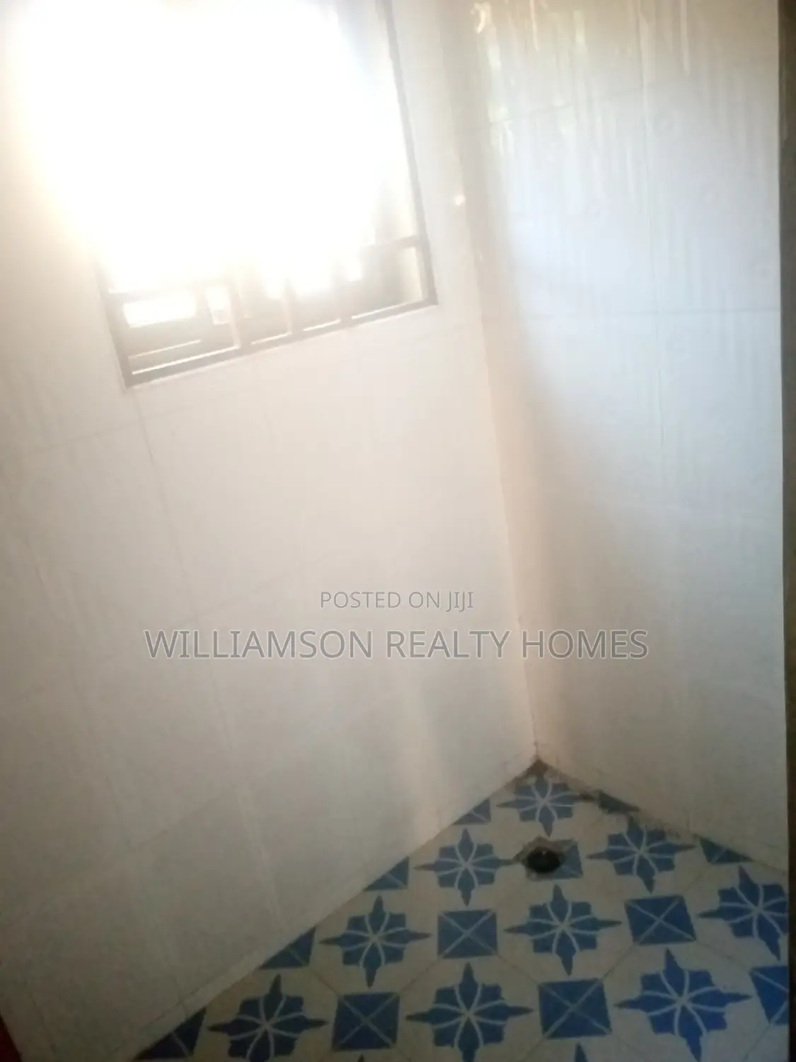 1bdrm Apartment in Community 20 Estate, Spintex for rent