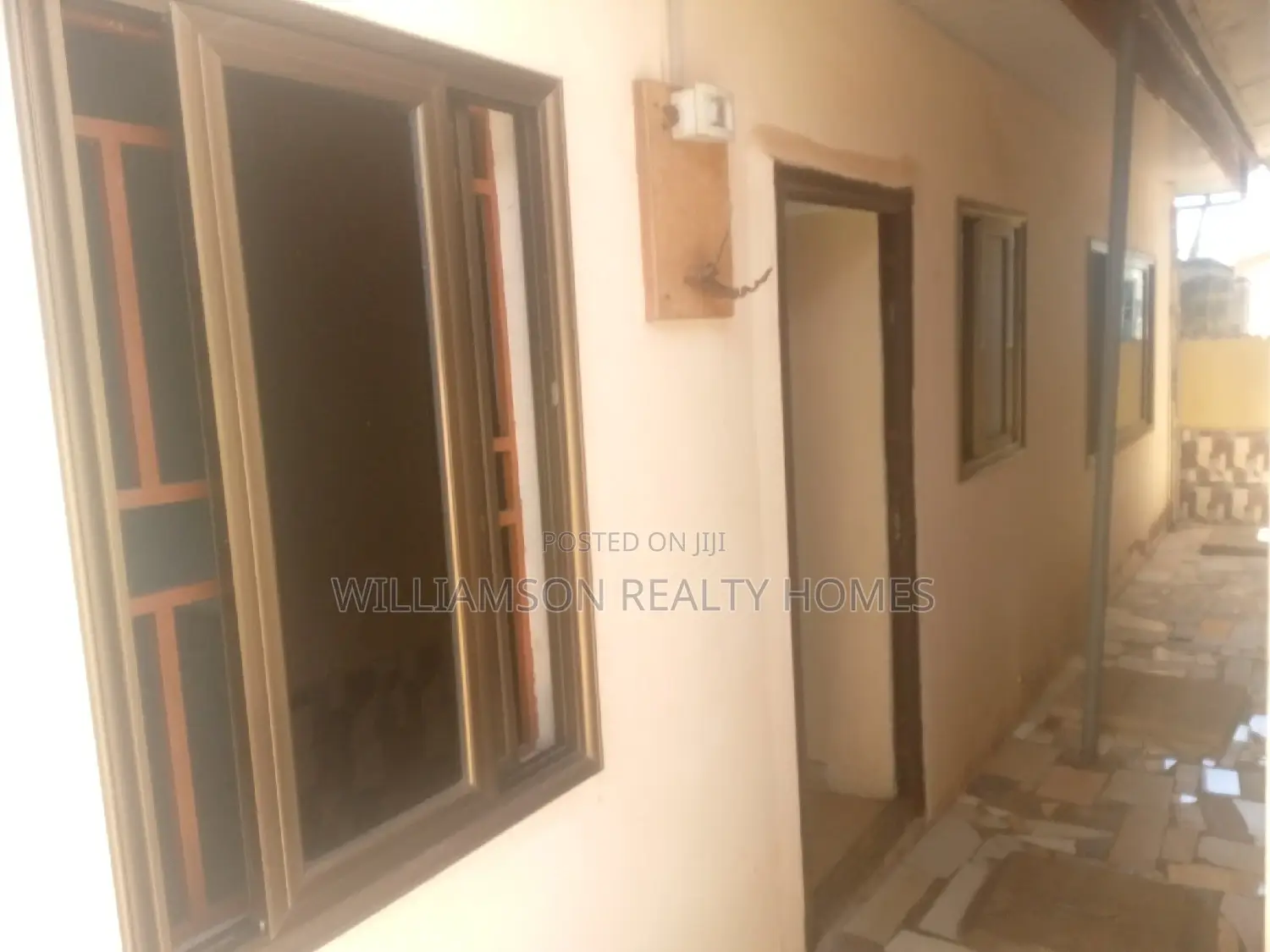 1bdrm Apartment in Community 20 Estate, Spintex for rent