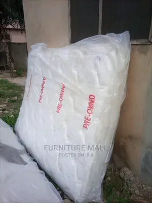 80x60 Inches Queen Mattress From Canada 13 Inches.