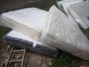 13" Thickness Quew Size Mattress60x80. Free Delivery