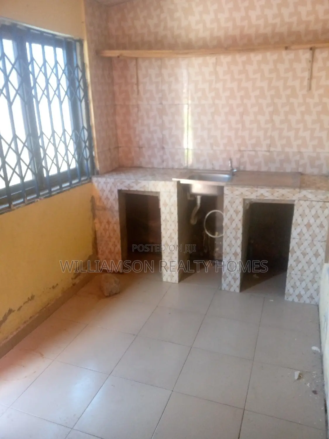 1bdrm Apartment in Community 18, Spintex for rent