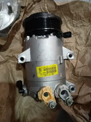 Ford Escape 1.6L A/C Compressor