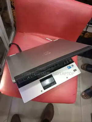 New Laptop HP EliteBook 6930P 4GB Intel Core 2 Duo HDD 250GB