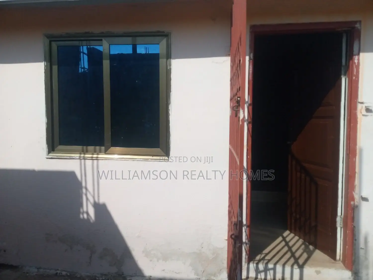 1bdrm Apartment in Community 18, Spintex for rent