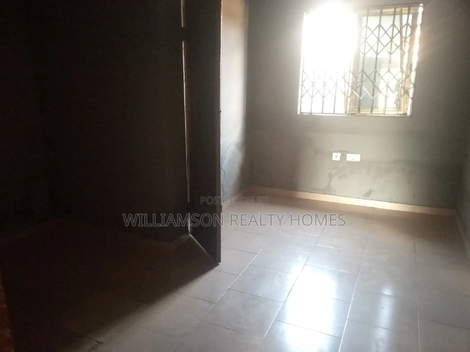 1bdrm Apartment in Community 18, Spintex for rent