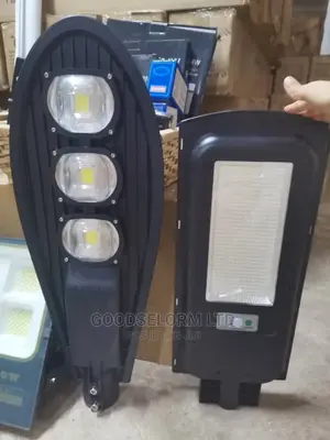 90W Solar Street Light