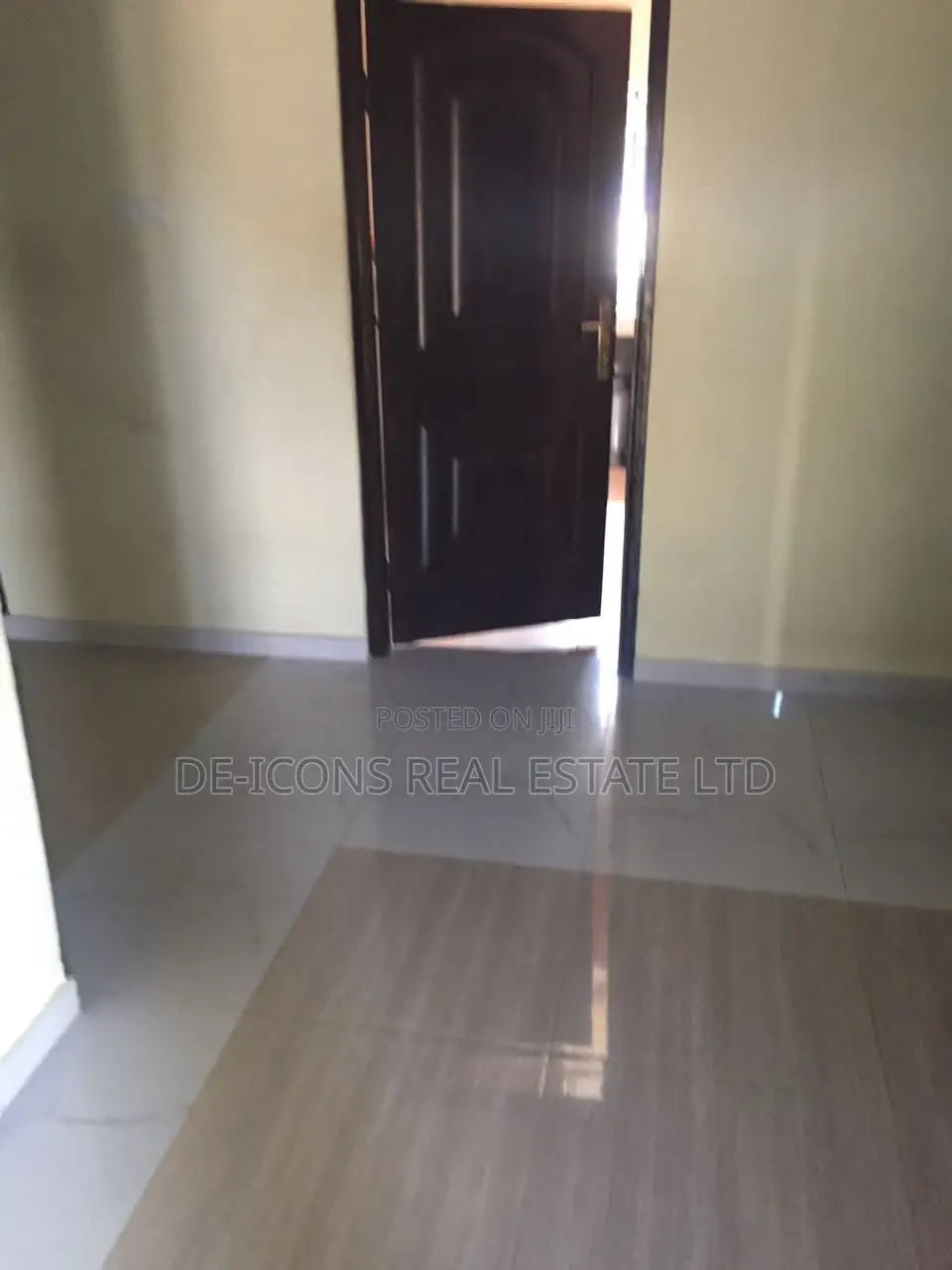 2bdrm House in De-Icons Real Estate, Awutu Senya East Municipal