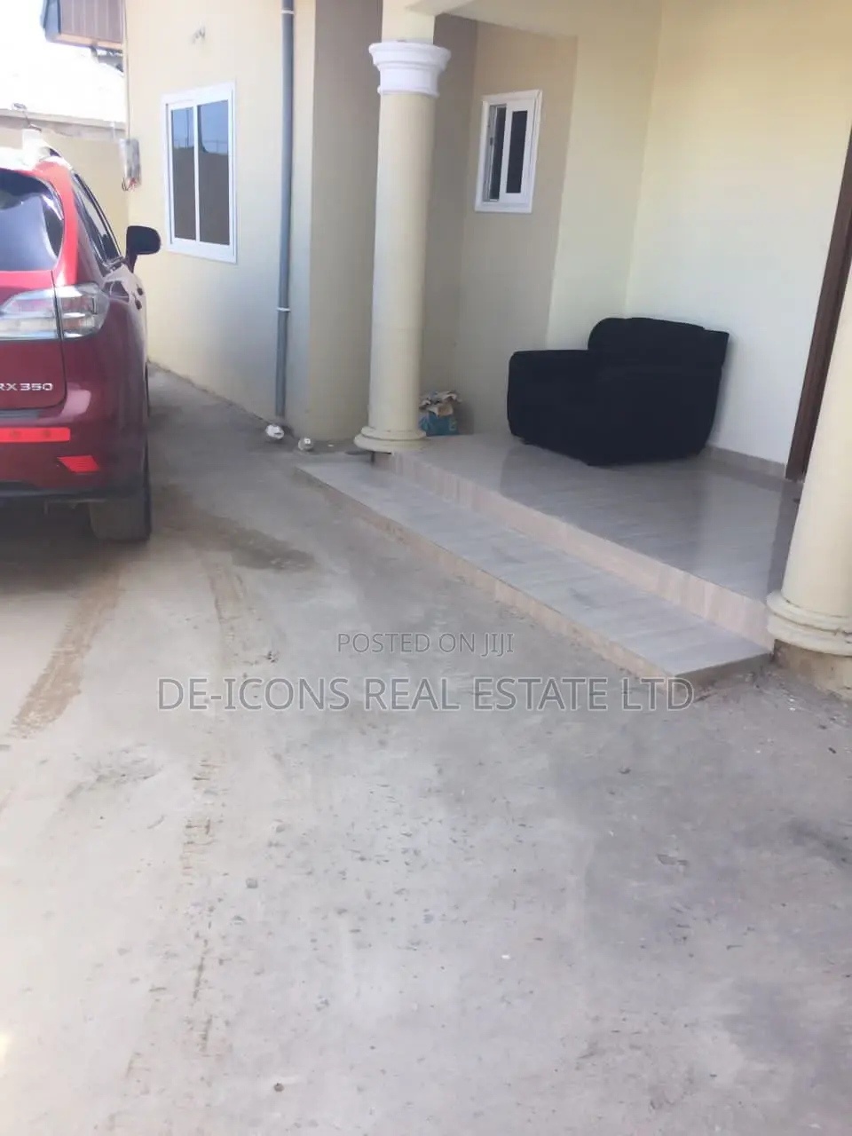 2bdrm House in De-Icons Real Estate, Awutu Senya East Municipal