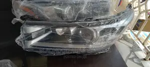 Toyota Highlander 2017-2018 Front HEADLIGHT Pair Available